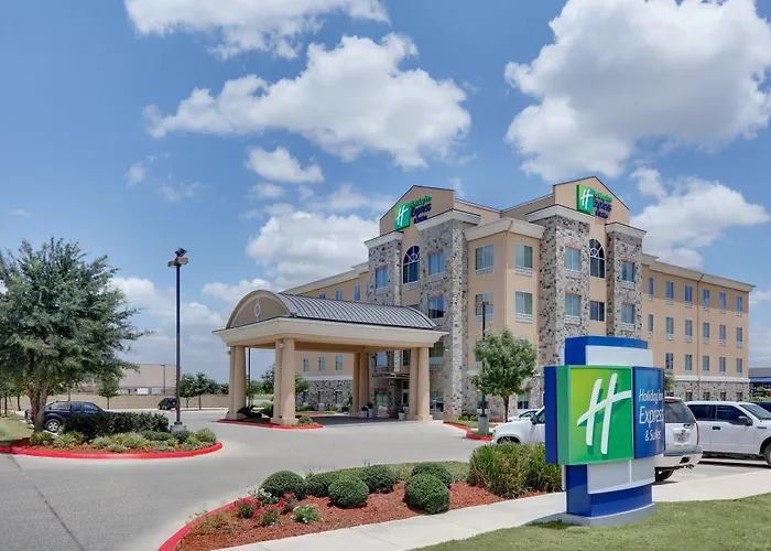 Holiday Inn Express & Suites San Antonio Brooks City Base By Ihg